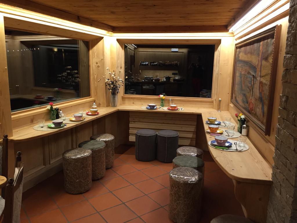 Hotel Meuble Gorret Бройл-Червиня Екстериор снимка