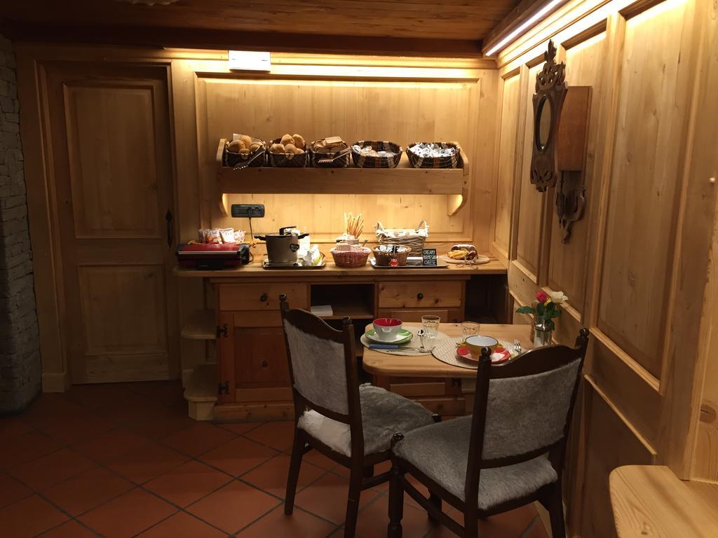 Hotel Meuble Gorret Бройл-Червиня Екстериор снимка