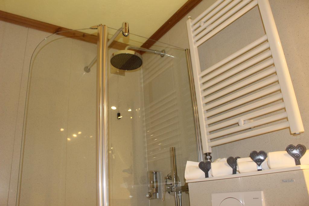 Hotel Meuble Gorret Бройл-Червиня Екстериор снимка
